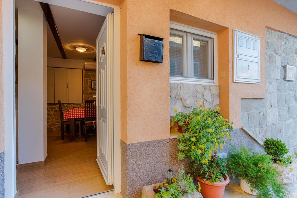 Tomo Apartment Σπλιτ Εξωτερικό φωτογραφία