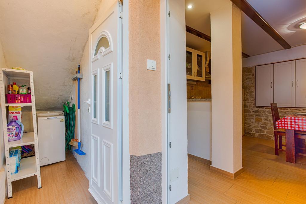 Tomo Apartment Σπλιτ Εξωτερικό φωτογραφία