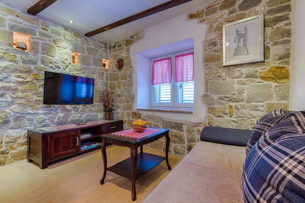 Tomo Apartment Σπλιτ Εξωτερικό φωτογραφία
